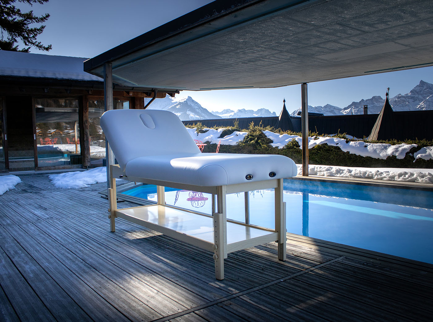 Table de massage dans les Alpes suisses Swissmassage