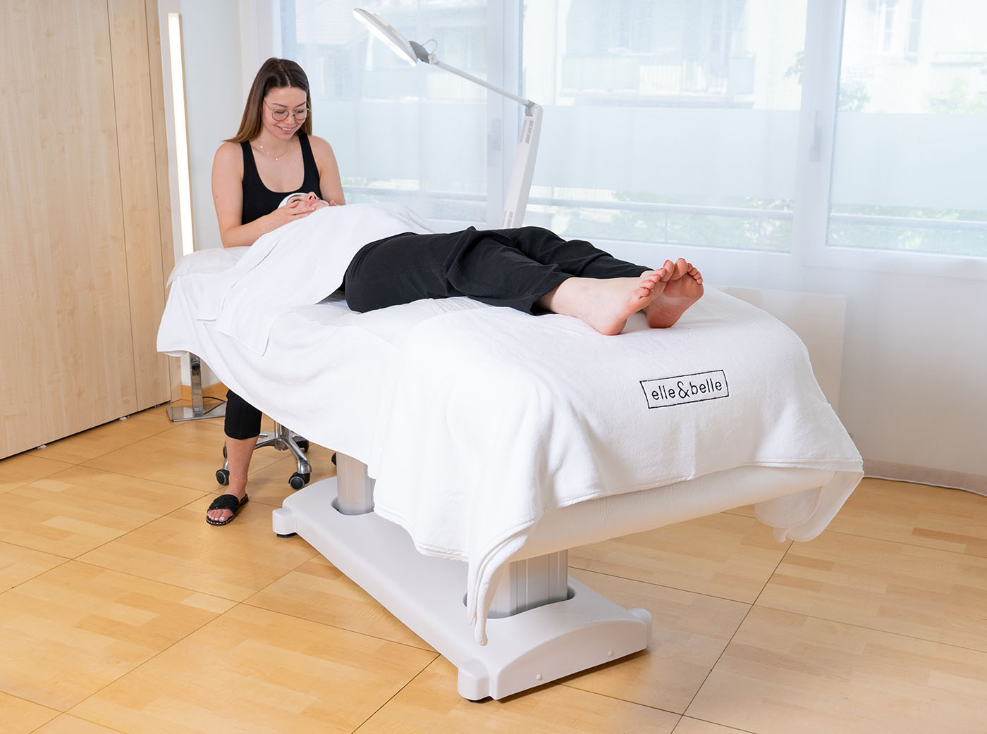 Mise en situation d'une table de soins esthétiques